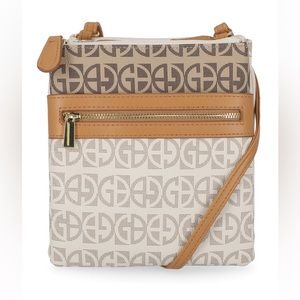 LIKE NEW Giani Bernini Triple-Zip Two-Tone Dasher Signature Crossbody Bag/Purse